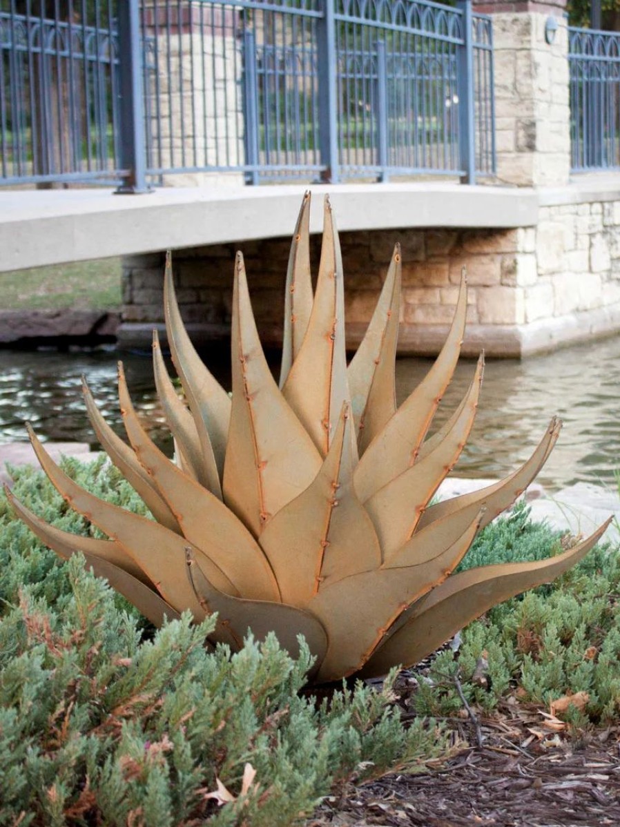 Yard & Garden Decor * | Gsc Desert Steel Sharkskin Agave Sculpture