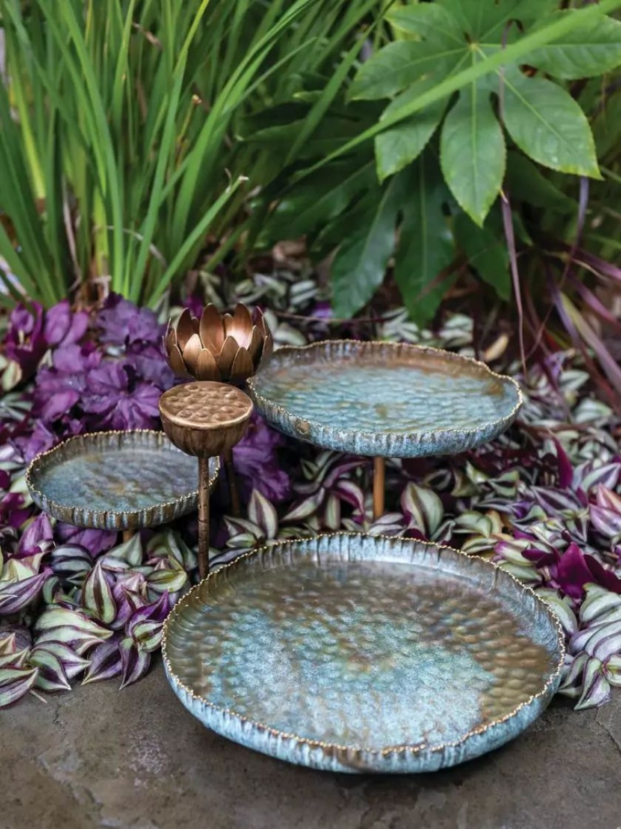 Backyard Habitat * | Gsc Water Lily Station Birdbath