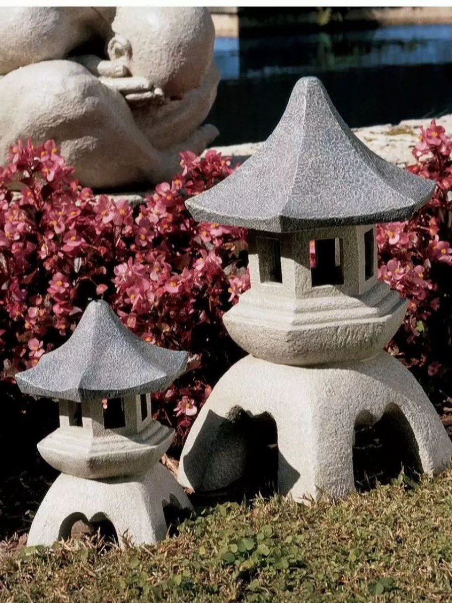 Yard & Garden Decor * | Gsc Japanese Pagoda Lantern Sculptures