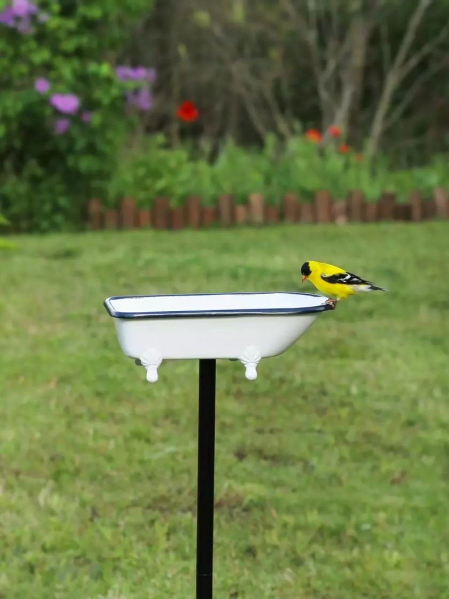 Backyard Habitat * | Gsc White Enamel Bathtub Birdbath