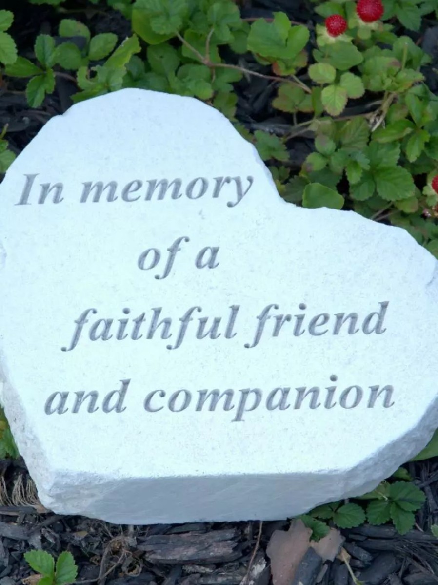 Yard & Garden Decor * | Gsc In Memory Of A Faithful Friend Memorial Stone